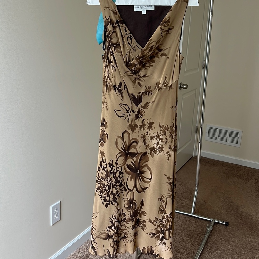 Spring brown and tan dress by Donna Rico from Macys.  100% Rayon.